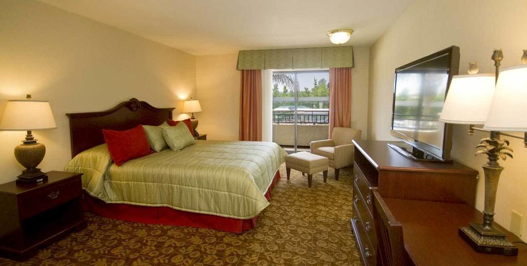 Tropicana Inn & Suites Anaheim Eksteriør bilde