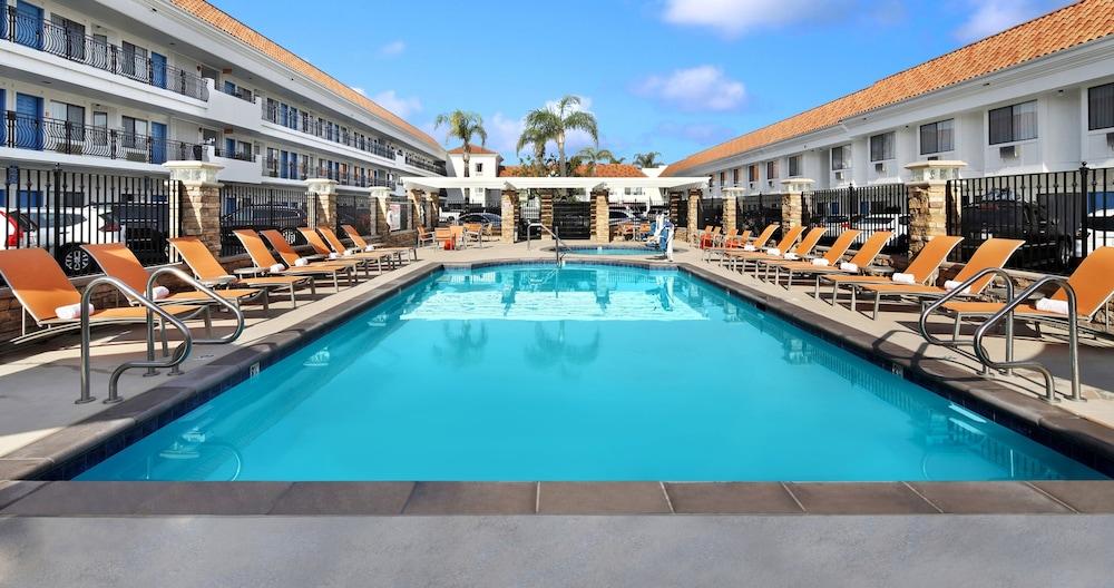 Tropicana Inn & Suites Anaheim Eksteriør bilde