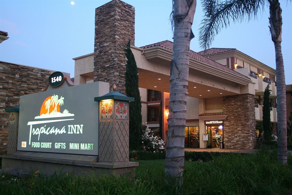 Tropicana Inn & Suites Anaheim Eksteriør bilde